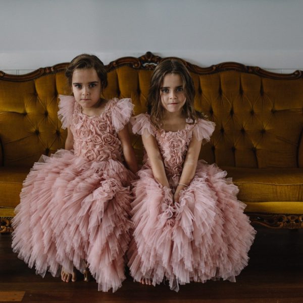 2 flower girls